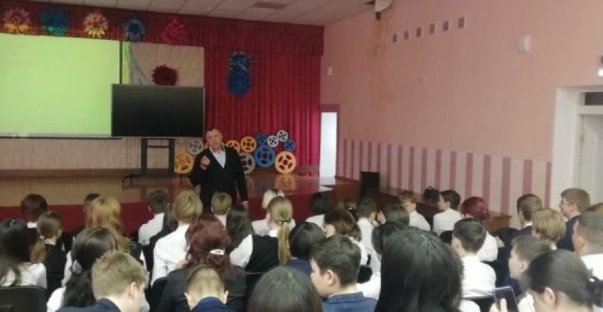 Кураторский час «Правила поведения при угрозе террористического акта» 